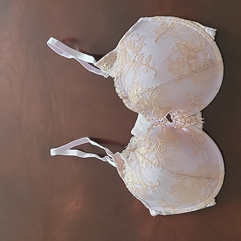NWOT Natori Flora Contour Underwire Bra 36DDD